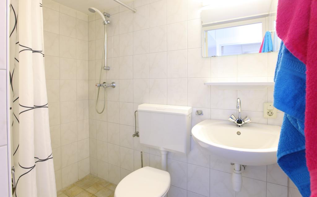Roompot Schin Op Geul Born Room photo